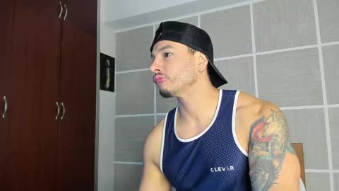 Isaac Surez online show from May 7, 12:56 pm