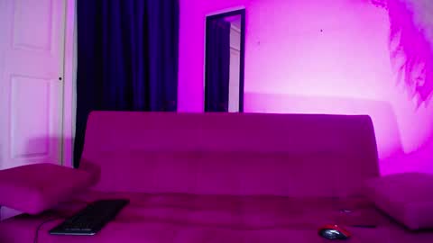 isabel online show from March 26, 1:11 am