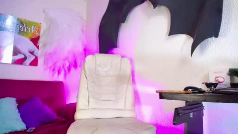 isabel online show from October 3, 12:53 am