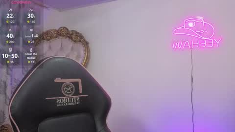 ISABELA  online show from April 22, 11:50 am