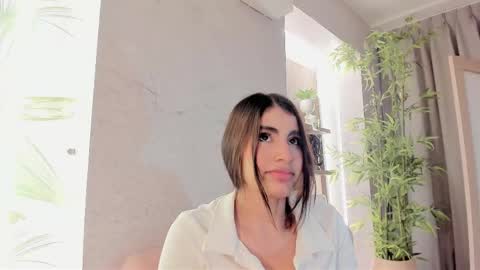 isabelastefano online show from March 5, 3:15 am