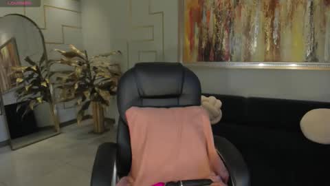 Isabel Bornner online show from February 23, 6:54 pm