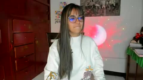 Isabella22 1 online show from February 11, 11:53 am