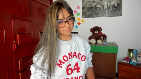 Isabella22 1 online show from January 21, 4:48 pm