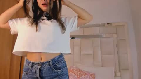 isabella_gomez11 online show from December 2, 10:19 pm