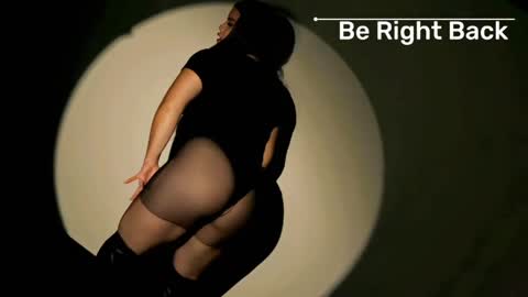 Isabella White online show from April 18, 7:58 pm