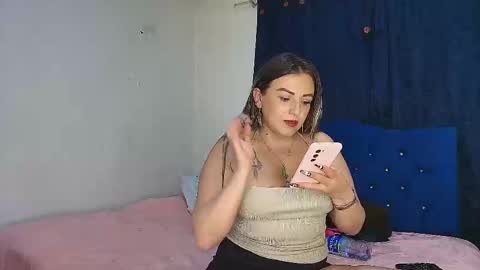 Isabella online show from November 13, 1:52 am