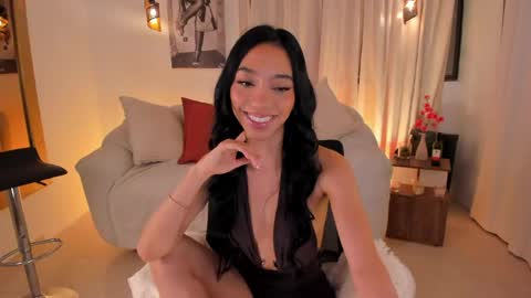 ISABELLA  online show from April 21, 6:15 pm