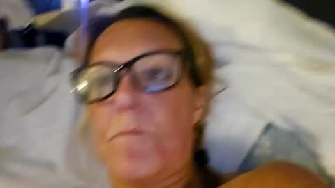 isabellalynn83225179 online show from July 31, 1:50 am