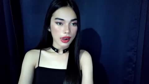 Isabelle online show from October 4, 1:31 pm