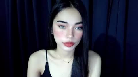 Isabelle online show from December 3, 7:09 am