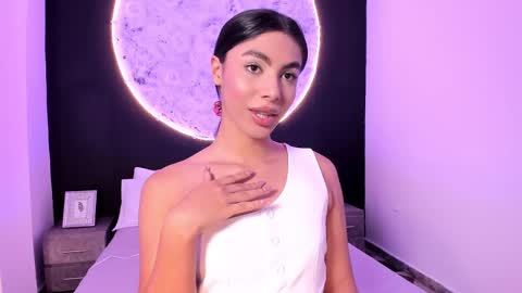 Isa online show from March 5, 10:21 pm