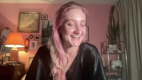 Isabel  online show from August 3, 2:57 am