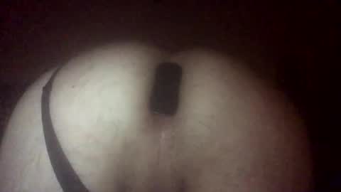 isakdanielsen online show from November 1, 1:50 am