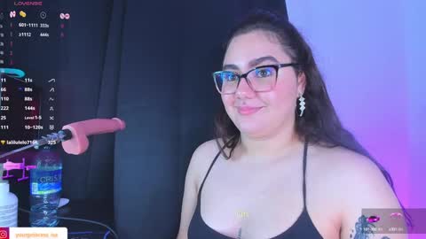 Snapshot of isarhodes_ chatting on January 15, 1:34 am Isa online show from January 15, 1:34 am