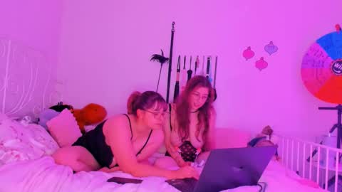 IsaXsab online show from May 30, 2:21 am