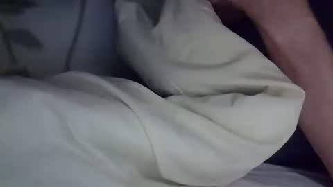 isd1969 online show from December 3, 5:52 am