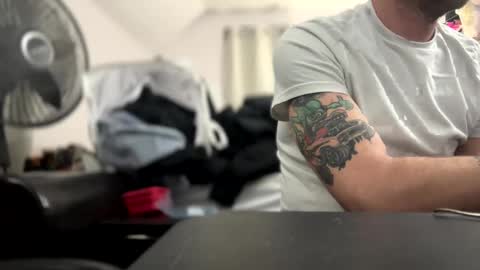 Daddy Master Master Daddy online show from December 7, 8:38 am