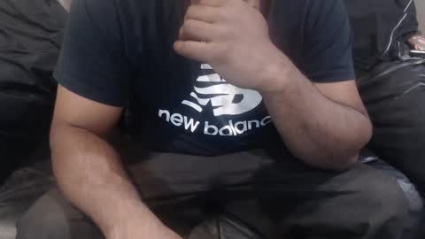 islandboi_88 online show from January 18, 12:02 am