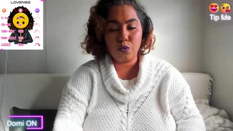 Isobel Adams   online show from December 13, 11:13 am