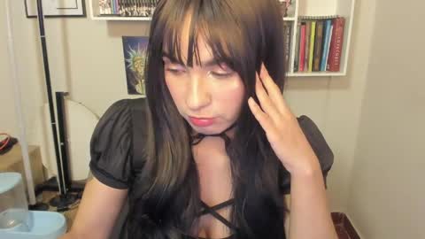 INSTAGRAM issabella18   TWITTER issa latin online show from May 8, 3:56 am