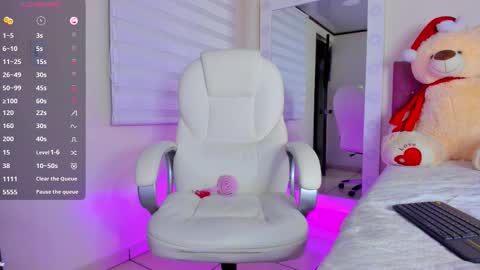 Isa  online show from December 23, 8:09 am