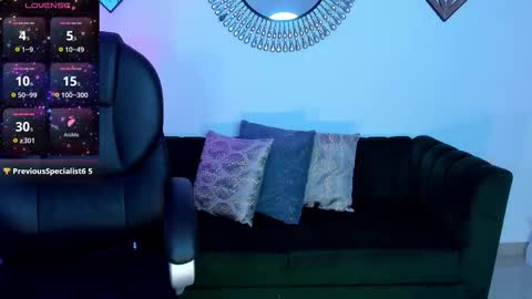 issi_loren online show from February 23, 11:07 pm