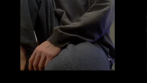 ital25usa online show from December 7, 4:37 am