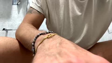 italianbigcock91 online show from November 24, 7:45 pm