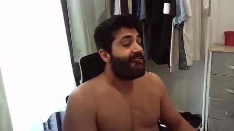 italianboybcn online show from September 18, 7:34 am