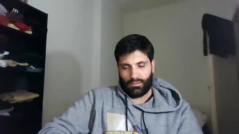 italianboybcn online show from March 2, 9:01 pm