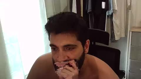 italianboybcn online show from September 17, 7:23 am