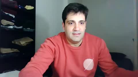 italianboybcn online show from January 30, 7:29 am