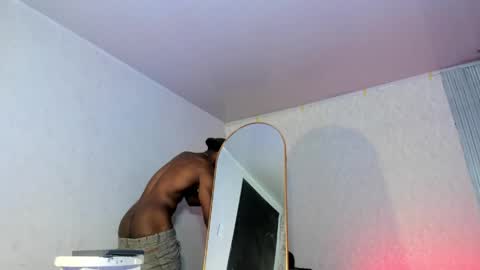 itanxfor online show from April 22, 12:45 pm