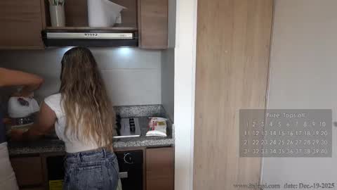 Jessi online show from December 19, 7:20 pm