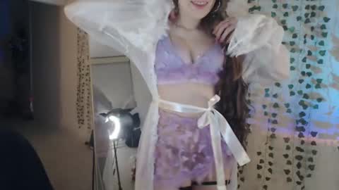 Bella Daisy online show from February 2, 10:56 am