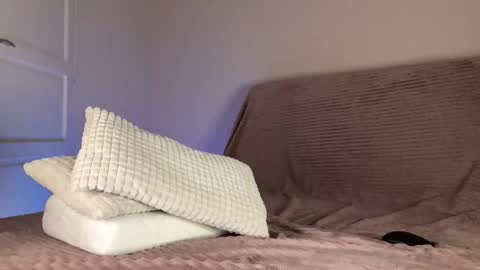 Maxx online show from February 7, 6:49 am