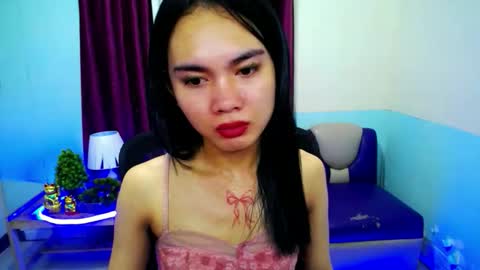 itsmeloveypinay online show from November 21, 4:49 pm