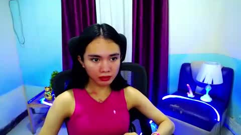itsmeloveypinay online show from November 24, 5:55 pm