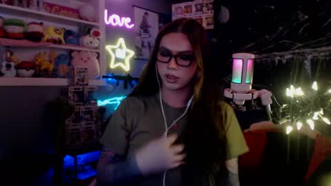 Snapshot of itsnickibabyy chatting on January 22, 1:10 am Nicki Foxx online show from January 22, 1:10 am