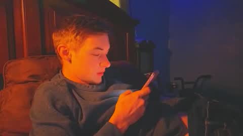 itzd123 online show from April 21, 7:21 pm