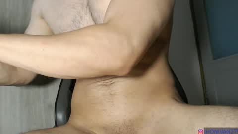 ivanhot279 online show from February 3, 6:22 am