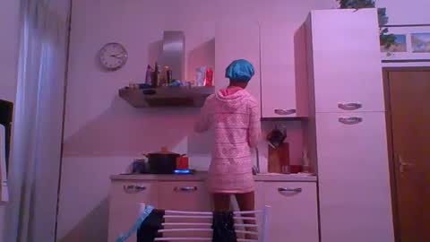 ivanaskats online show from December 28, 11:52 am