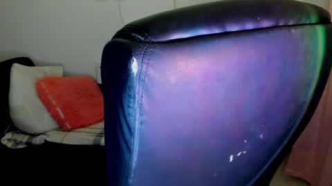 Snapshot of ivanna_essis chatting on October 22, 3:42 am ivanna_essis online show from October 22, 3:42 am