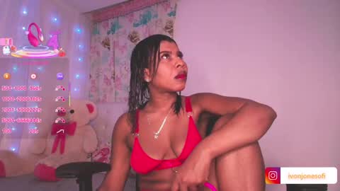  Ivon  Miss Jones  online show from October 22, 2:59 am