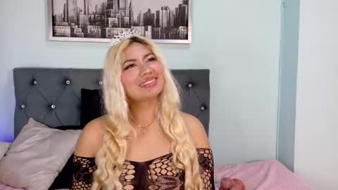 IvonnyBon online show from May 10, 3:13 am