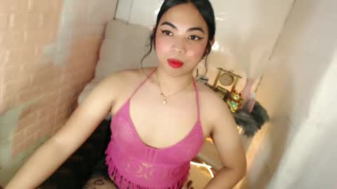 ivory_delight online show from May 9, 12:49 am
