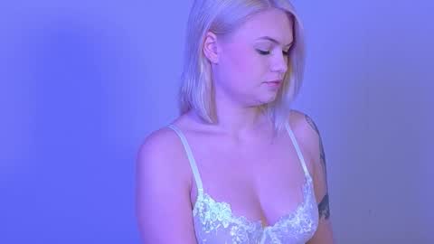 ivory_soule online show from January 13, 5:32 pm