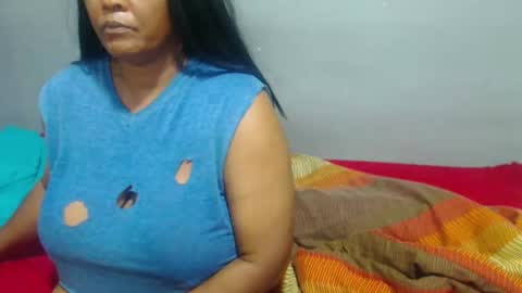 IVORYTITS48 online show from February 25, 5:30 am