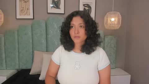 Ivy and Molly online show from September 10, 8:32 pm